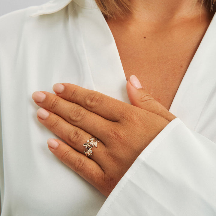 Mads Z Olive Love Ring i 14 kt. Guld m. Diamanter – produktbillede 2