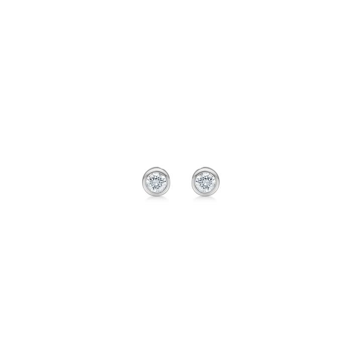 Earrings in white gold with round brilliant, front view, classic and elegant design