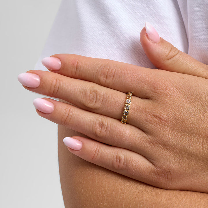 Studio Z Elera Ring Small – Forgyldt Sterlingsølv m. Zirkonia – produktbillede 2