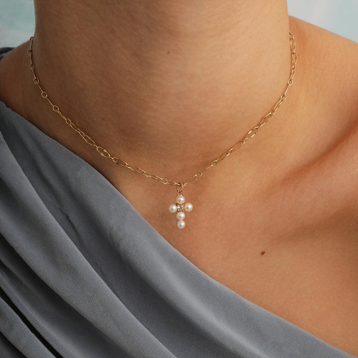 carre pendant with pearl and prasiolite, elegant pendant in gold with pearl and light green stone on neck FL4461PRSBI-2 Model FL4461PRSBI-2
