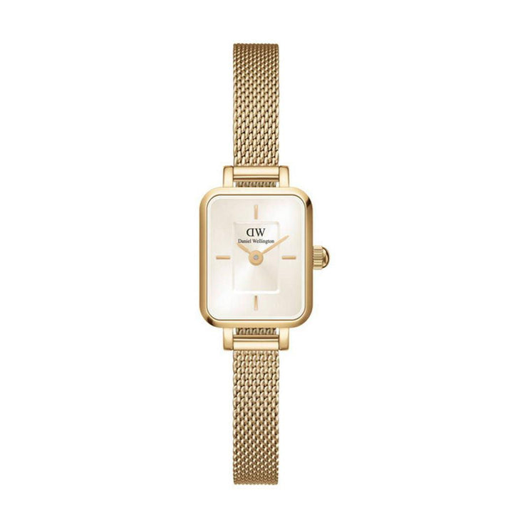 Daniel Wellington Quadro Mini Evergold Champagne square women's watch in gold-toned mesh with light dial. Model ADW00100656.