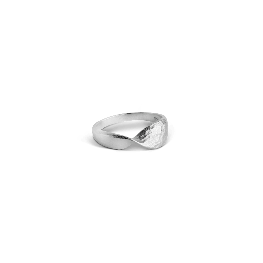 Enamel Adele Ring Silver with twisted, beaten surface in silver finish, Model R81SM-R81SM-001.