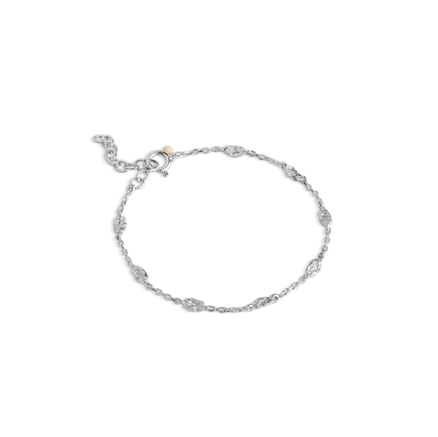 Enamel Kia bracelet in sterling silver, fine chain with oval details, shown on plain background. Model B124SM-B124SM-1