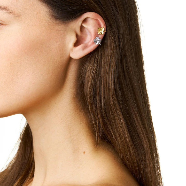 Flora Danica Four-leaf clover Gold-plated Earcuff looks elegant on the ear, gold-colored clover design. Model 907-FLC-EACU-G