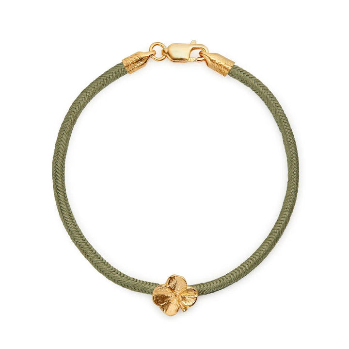 Flora Danica Four Leaf Clover Silk Bracelet Olive Gilt shows olive green silk cord bracelet with gold leaf clover detail, Model 907-flc-silk-olive-g-001-1.