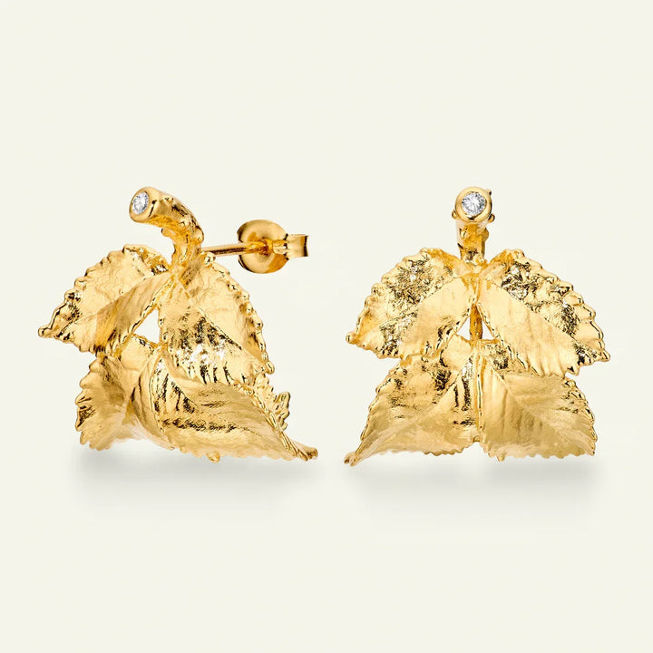 Flora Danica Rose leaf Hoops with diamonds in gold-plated design, leaf pattern and brilliant at the top. Model ROS-HOPC-G-1