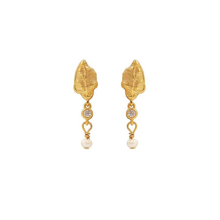 Hultquist Lorelei Petite Earrings silver-plated with leaf shape, clear stone and small pearl. Model S08481-S08481-1