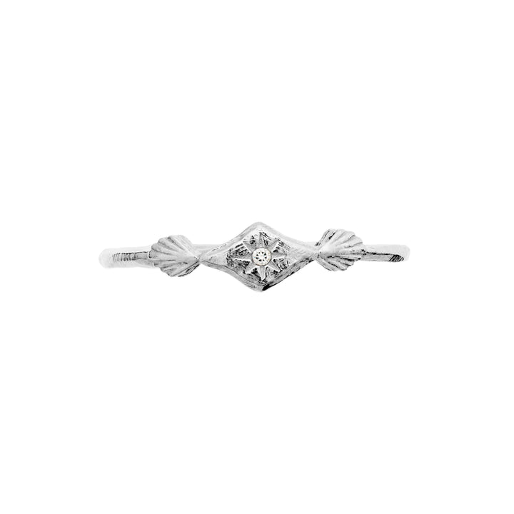 Maanesten Annie silver ring with decorative details and small clear stone, Model 4872c-001.