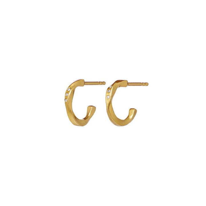 Maanesten Echo Petite Hoops 12mm gold-plated, classic small earrings in a gold look with discreet clear stones. Model 9861a-9861a-1.