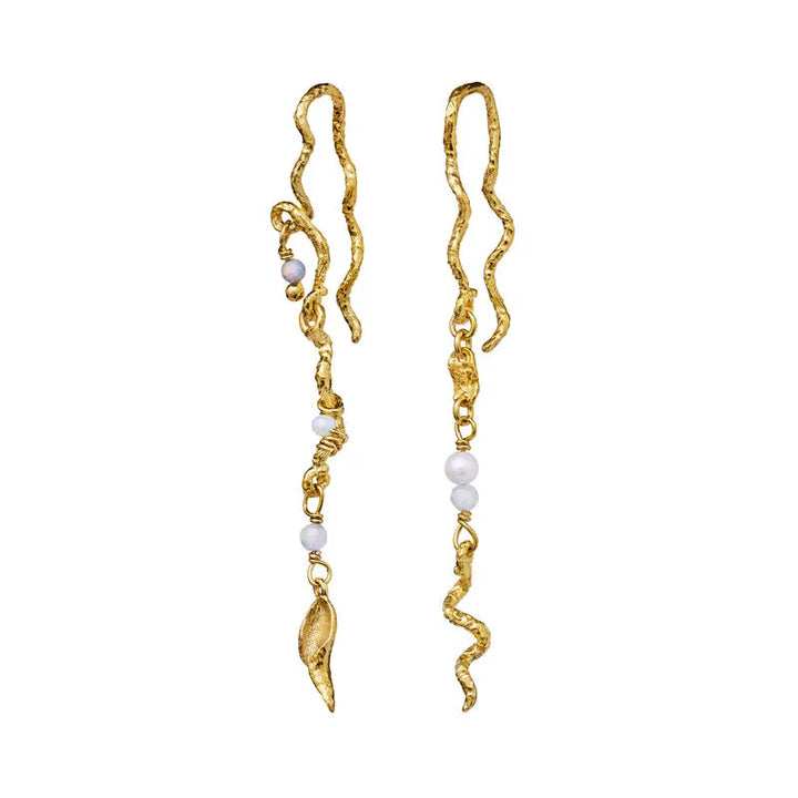 Maanesten Elisa Earrings 18kt Gold Plated, Organic Twisted Shapes with Pearls, Model 9746a-9746a-1