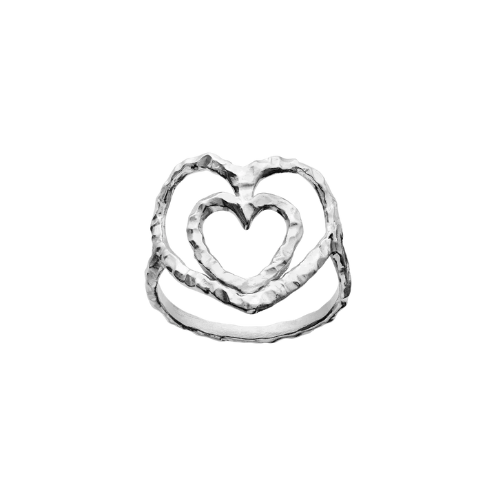 moonstone-felicity-solve-heart-ring shows a silver ring with two hammered hearts in an open design. Model 4880c-001