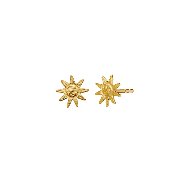 Maanesten June gold-plated sun earrings with shiny sun-shaped design in gold, Model 10004a-1.