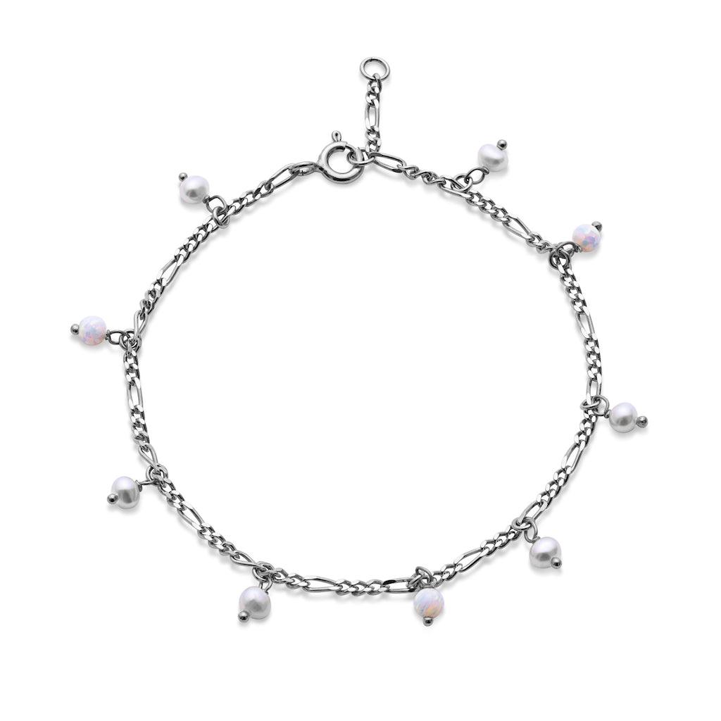 Maanesten Lula White Silver Bracelet with small white pearls on a silver chain, Model 8519c-8519c-1.