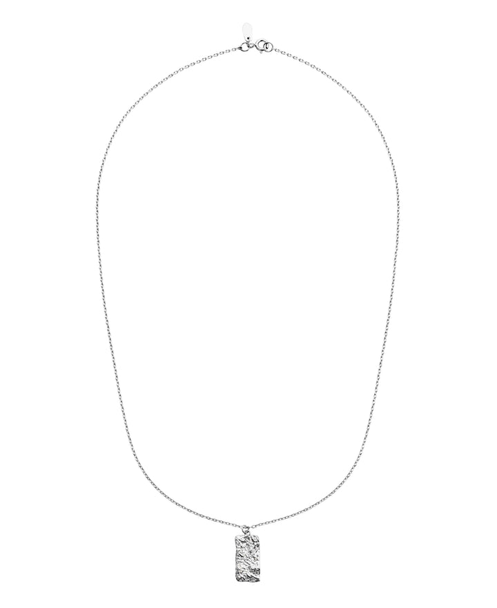 maanesten-notabene-silver necklace with hammered silver pendant in minimalist design, Model 2802c-2