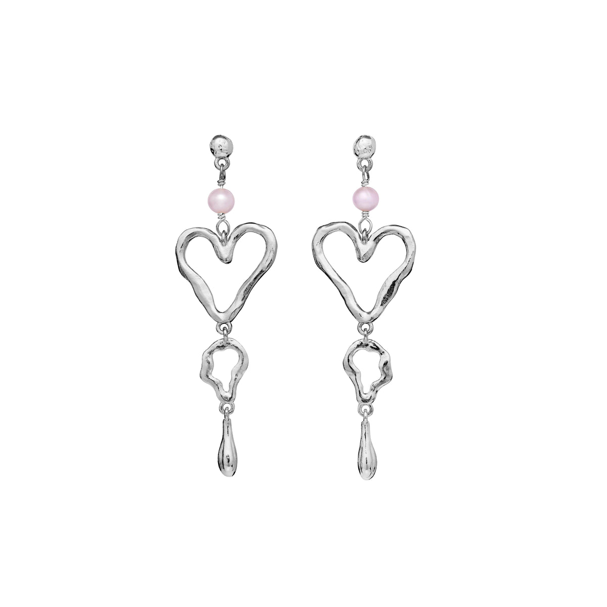 maanesten-sabrina-solve-earrings-with-heart-motif, silver earrings with heart shape, pink pearl and organic pendant. Model 9991c-1
