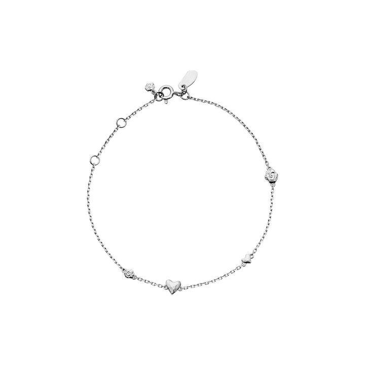 maanesten-scarlett-gold-plated-bracelet-with-hearts, elegant bracelet in silver look with small hearts, Model 8682c-1