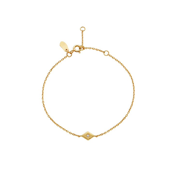 Maanesten Soli gold-plated bracelet with elephant chain and small diamond detail in the middle. Model 8690a-1
