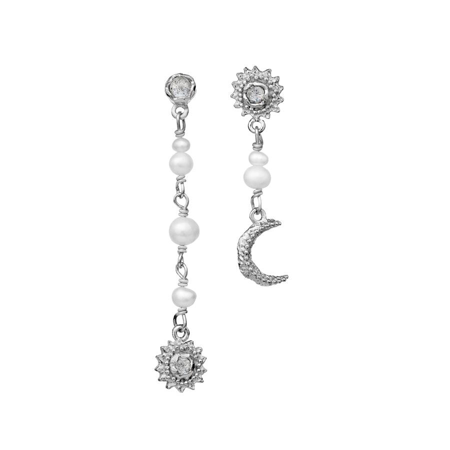 Maanesten Sunniva earrings in silver with pearls and sun and moon details, shown on a white background. Model 9717c-9717c-1