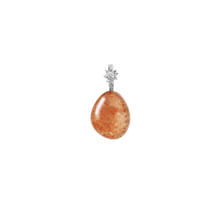 Maanesten Sunstone Fire Spirit Pendant pendant in silver with drop-shaped sunstone, free-hanging. Model 2829c-1.