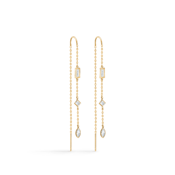 Mads Z 8kt Valentina Earrings showcases elegant, long gold earrings with clear stones in geometric shapes. Model 3307020