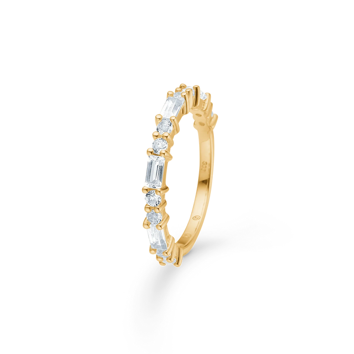 Mads Z Celestial by Medina 8kt gold ring with rectangular and round clear stones, elegant design. Model 3346904-001
