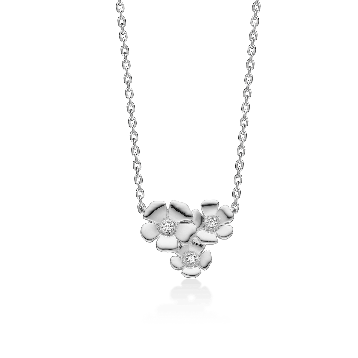 Mads Z Fleur silver necklace with three flower pendants in shiny silver finish. Model 2126108-1