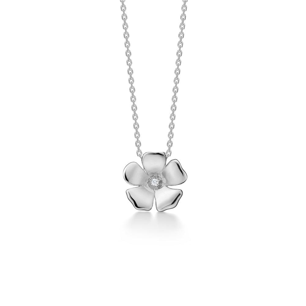 Mads Z Silver Fleur necklace with flower pendant in silver, detailed flower with clear stone. Model 2126106-1