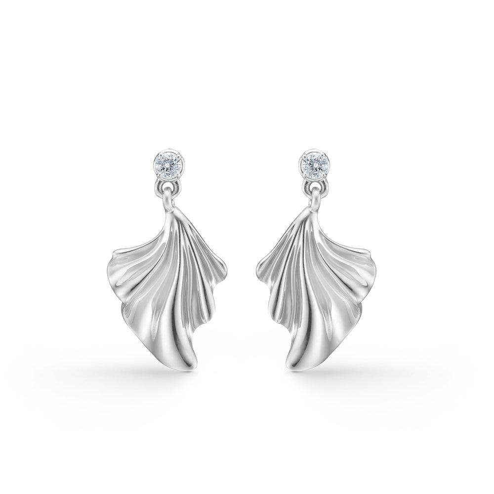 Mads Z Silver Monarch earrings with topaz, elegant leaf-shaped earrings in silver with clear stone. Model 2116154-1