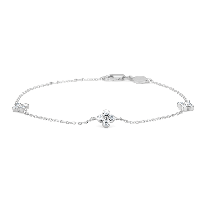 Mads Z Sophias Bloom silver bracelet with white topaz with elegant chain and flower detail, Model 2156195-1.