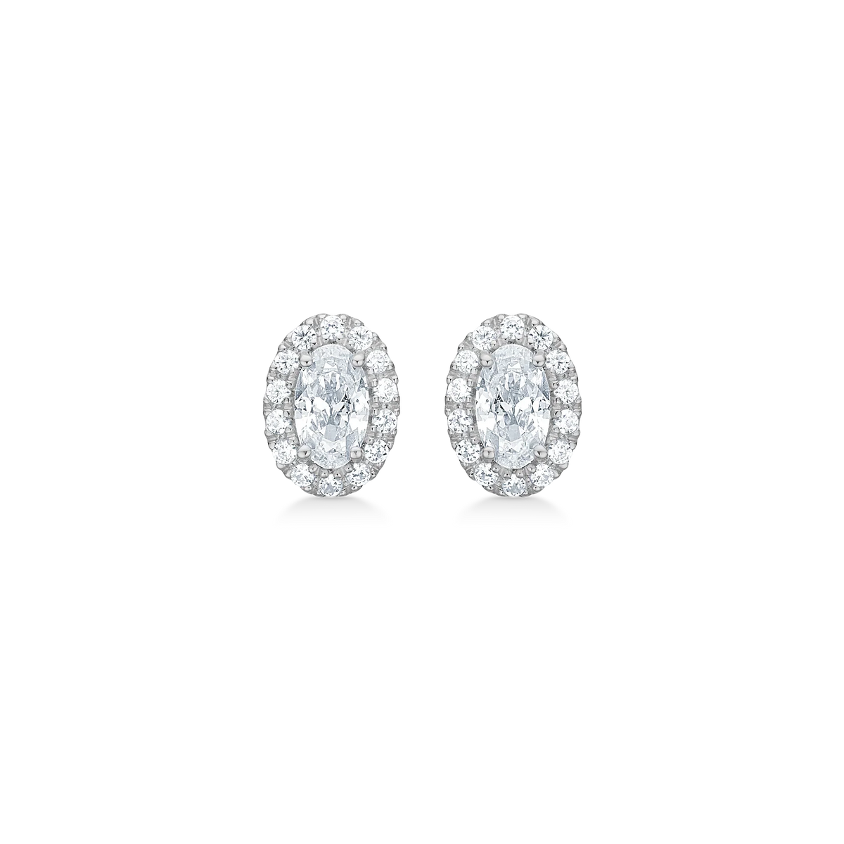 Mads Z Stellar earrings in silver with oval clear stones and sparkling edge. Model 3117001-1.