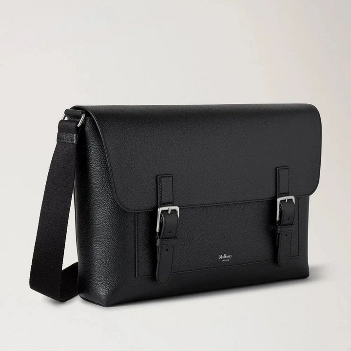 Mulberry Chiltern Crossbody Messenger Black Small Classic Grain shows a black crossbody bag in grained leather with buckles at the front. Model hh9785205a100