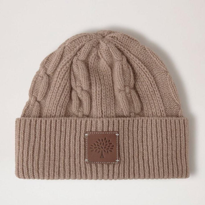 Mulberry Softie Chain Cable Beanie in maple color, thick cable knitted hat with leather patch on the front. Model VH4122996E631.
