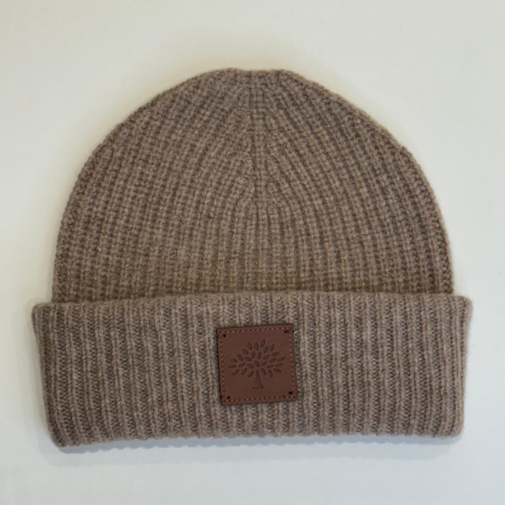 Mulberry Solid Wool Beanie features a ribbed brown wool beanie with leather logo patch, Model VH4162163E631.