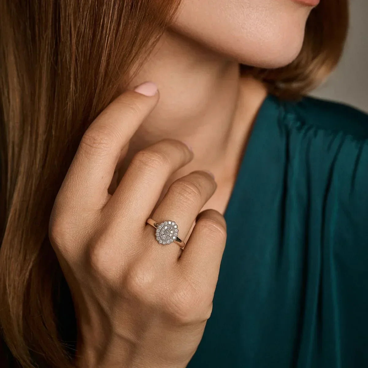 Nuran Athene 14kt ring 0.38ct W/SI worn on a woman's hand, nice detail of gold and diamonds. Model a2561-038rg-001.