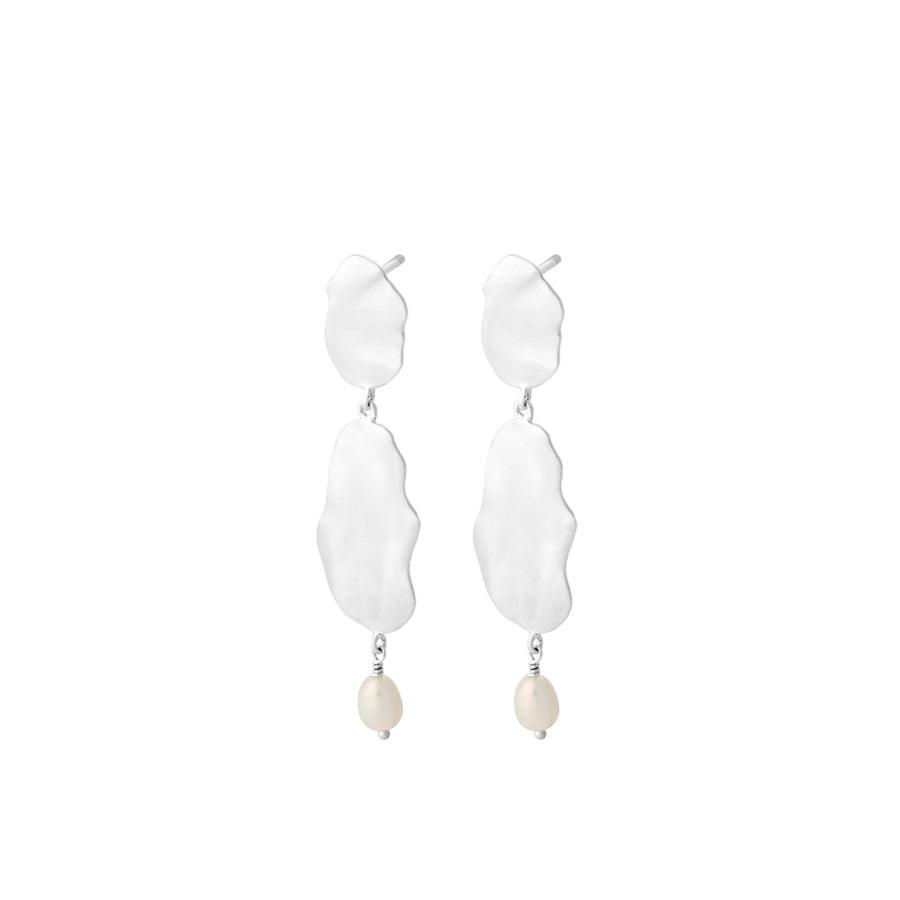 Pernille Corydon Drift silver earrings with wavy shapes and hanging white pearl, Model E-291-S-1.
