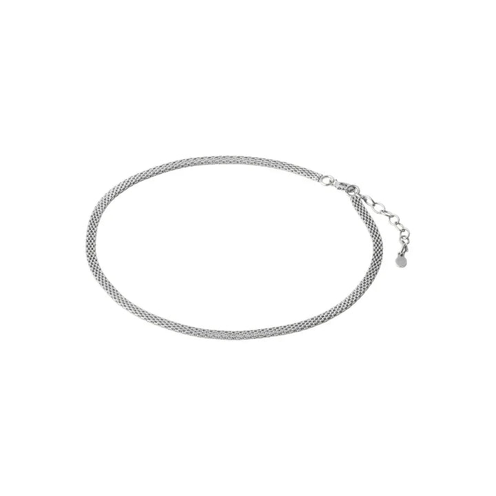 Pernille Corydon Nora Anklet Silver shows an elegant silver anklet with adjustable chain lock. Model A-722-S