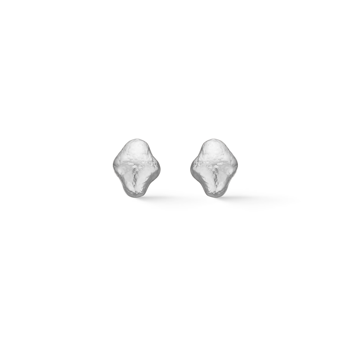 studio z lumi solv earrings, organic silver earrings on black background, Model 7110939-1