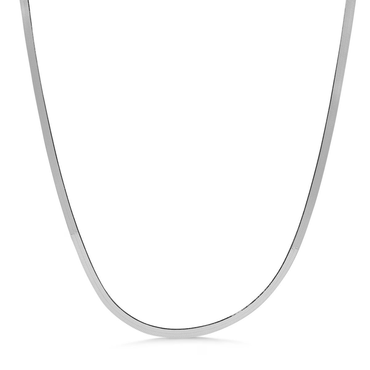 studio-z-small-cobra-necklace-in-sol shows an elegant, smooth silver necklace against a black background. Model 7120319