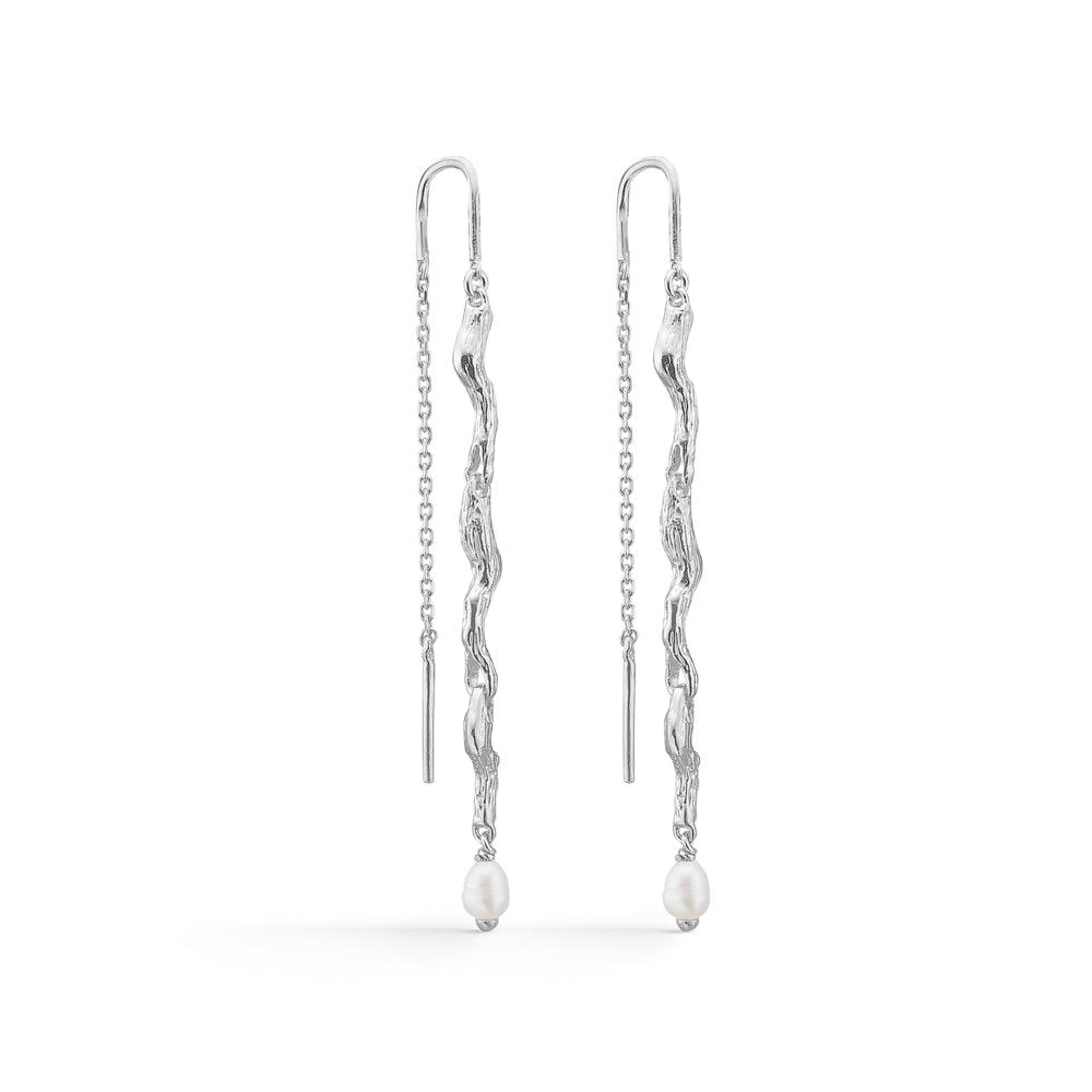 studio-z-tangled-earrings-silver-with-pearls shows long silver earrings with twisted design and white pearls. Model 7103826-1
