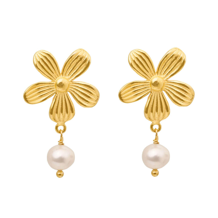 Susanne Friis Bjørner Floral ear studs with pearls shows gold colored flowery stud earrings with dangling white pearls. Model 5696-2-900-1