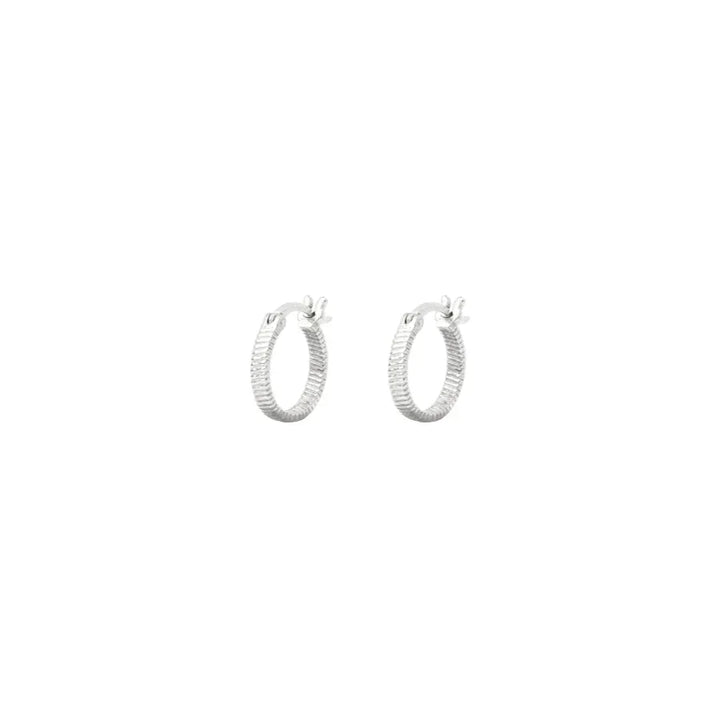 Vincent Fortune Teller Creole Silver Earrings Small 12mm in bright silver with grooved surface, Model vj078-ues-s-1