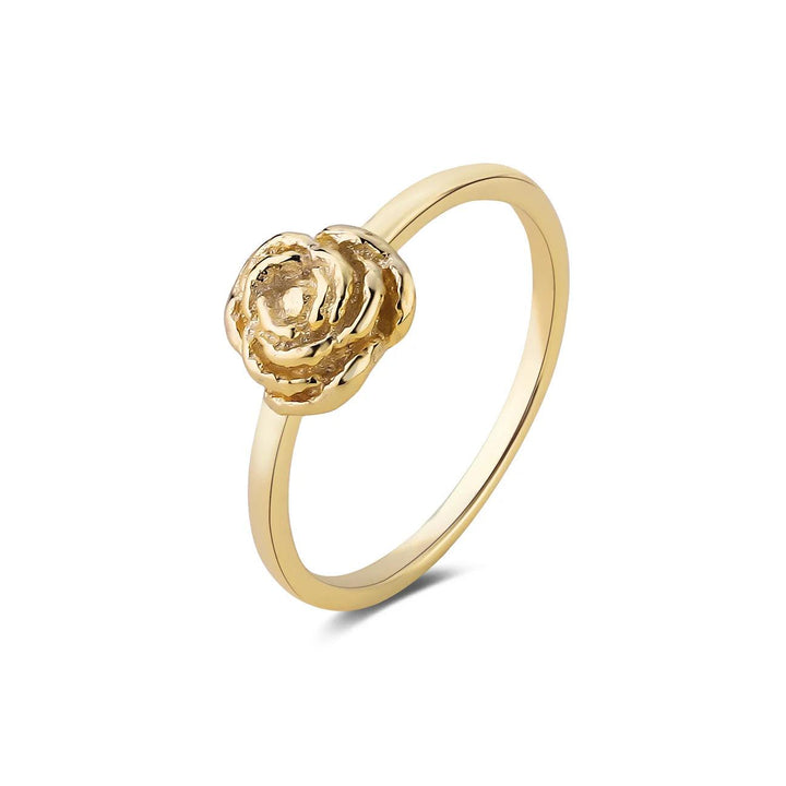 Wioga Anna Auguste Gilded Rose Ring – elegant finger ring with rose detail in shiny gold. Model R-8823-GP-001.