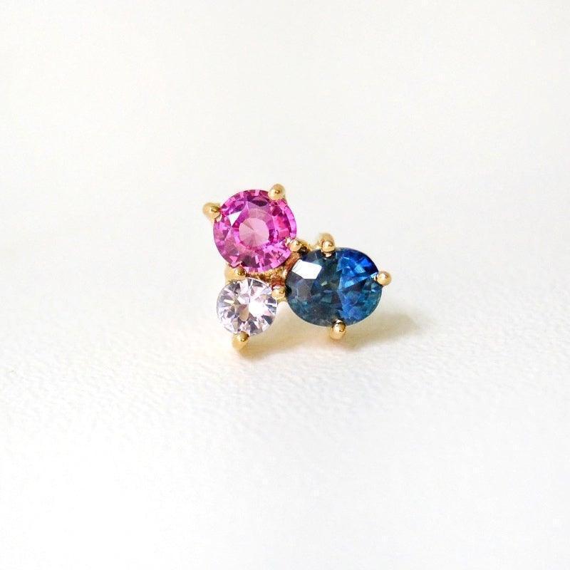 anpé atelier varnaya 18kt gold earrings with blue, pink and clear sapphire on a light background. Model 23-customized1-1