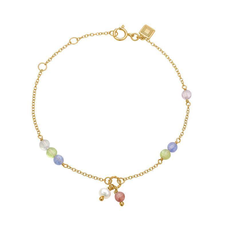 Carre bracelet with pastel colored gemstone shows a slim gold colored chain bracelet with multicolored beads, Model fb4364lbbipstzpe.