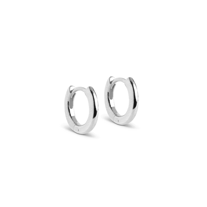 Enamel Chunky Solv Hoops 8mm showcases a pair of smooth silver hoops in a glossy finish. Model E248S-E248S-1.