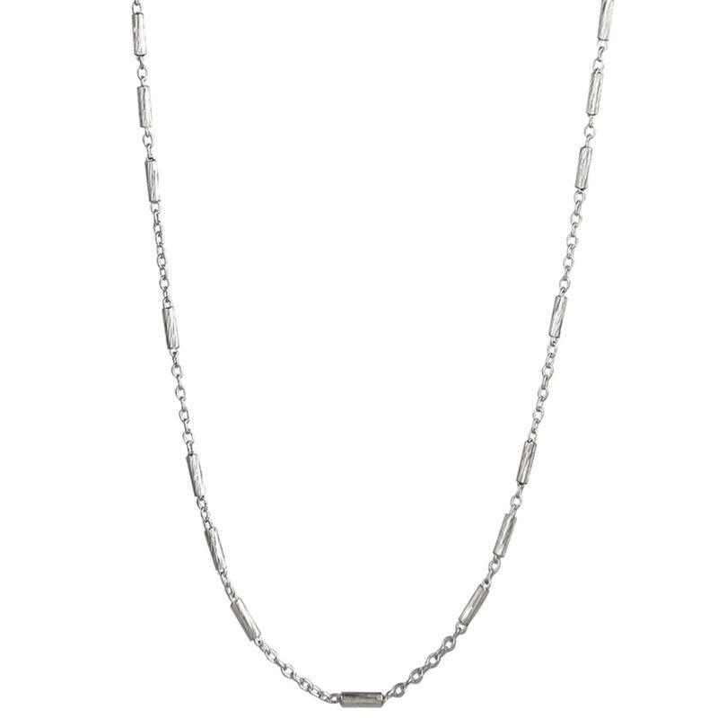 Jeberg Jewelery Nora necklace silver with small elongated links, simple and elegant style. Model 4560-42-s