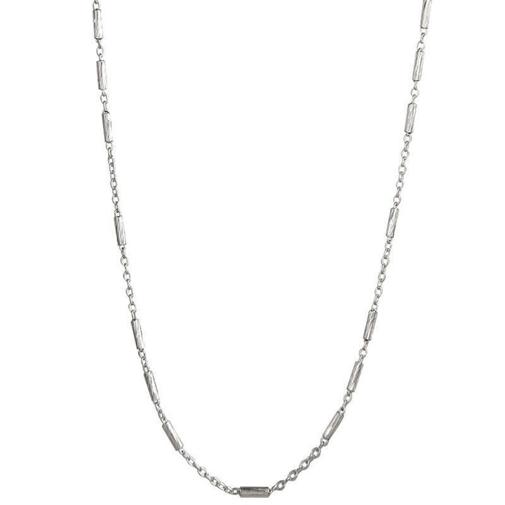 Jeberg Jewelery Nora necklace silver with small elongated links, simple and elegant style. Model 4560-42-s