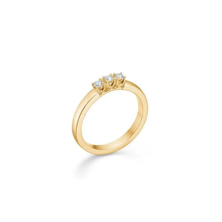 Mads Z 14 kt Crown alliance ring diamond 0.12 ct shows an elegant gold ring with three sparkling diamonds. Model 1541843-001