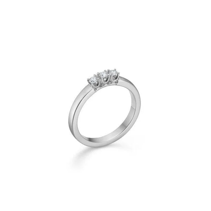 Mads Z 14kt Crown Alliancering White gold 0.12 ct with three diamonds in a row in white gold, Model 1641843-001-1.
