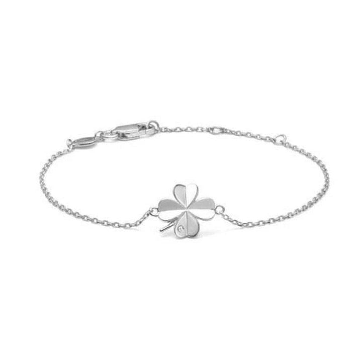 Mads Z Clover bracelet in silver with clover pendant, front, model 13074